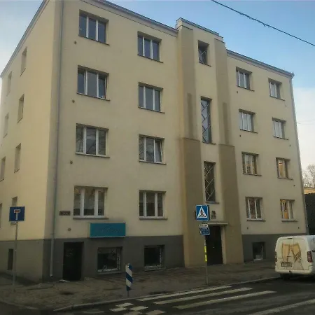 Vivienda Apartment *